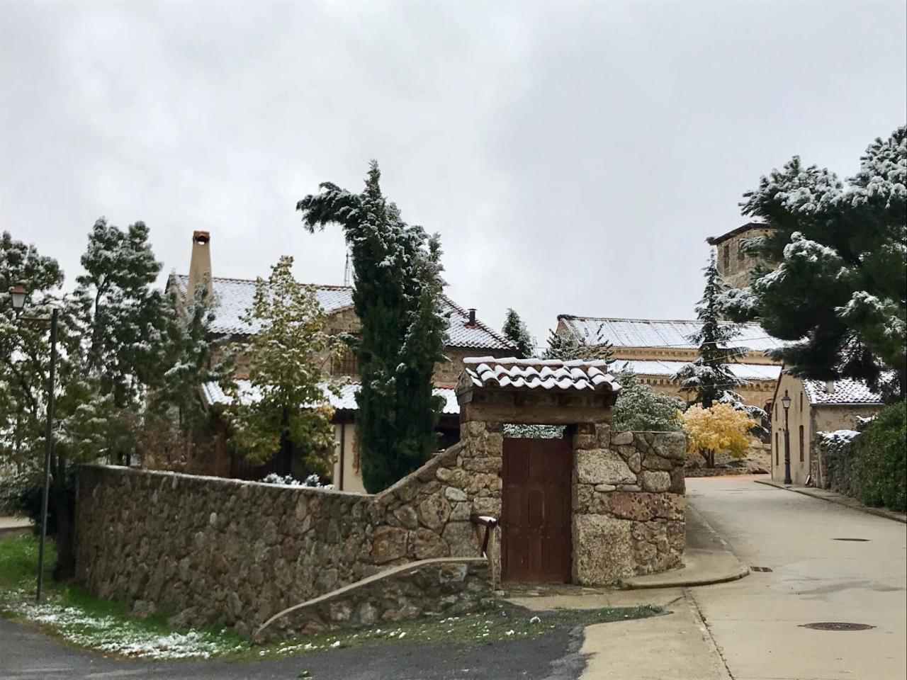 منزل الضيف Saltus Alvus, Espectacular Conjunto Rural En Sotosalbos, 10Min De Segovia المظهر الخارجي الصورة